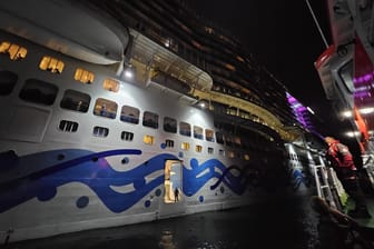 In der Ostsee (Station Laboe) hatte sich ein elfjähriges Mädchen auf einem Kreuzfahrtschiff den Arm gebrochen und benötigte die Hilfe der Seenotretter.