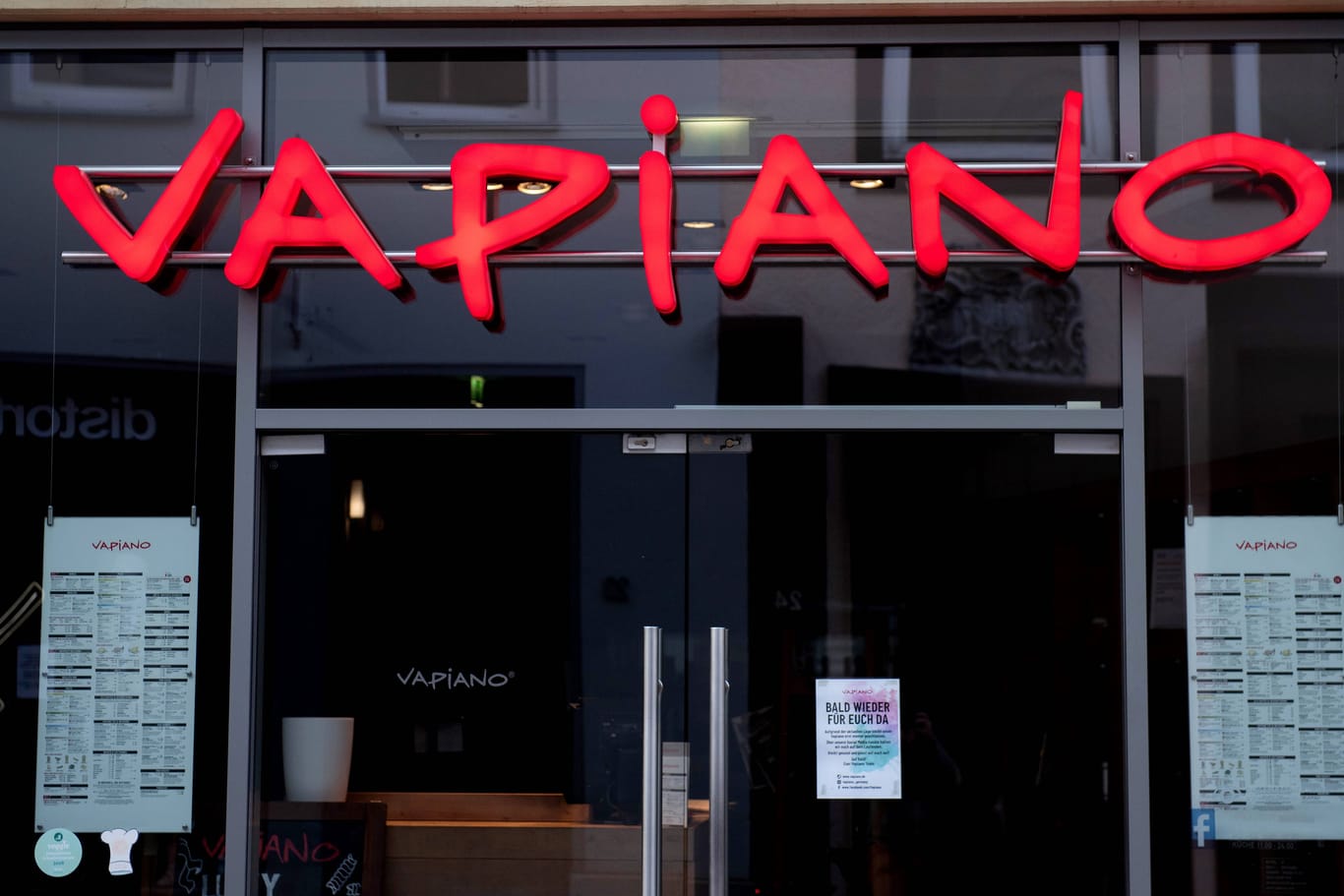 Eine geschlossene Vapiano-Filiale (Symbolbild): Ende November ist für das Selbstbedienungsrestaurant in der Knochenhauerstraße Schluss.