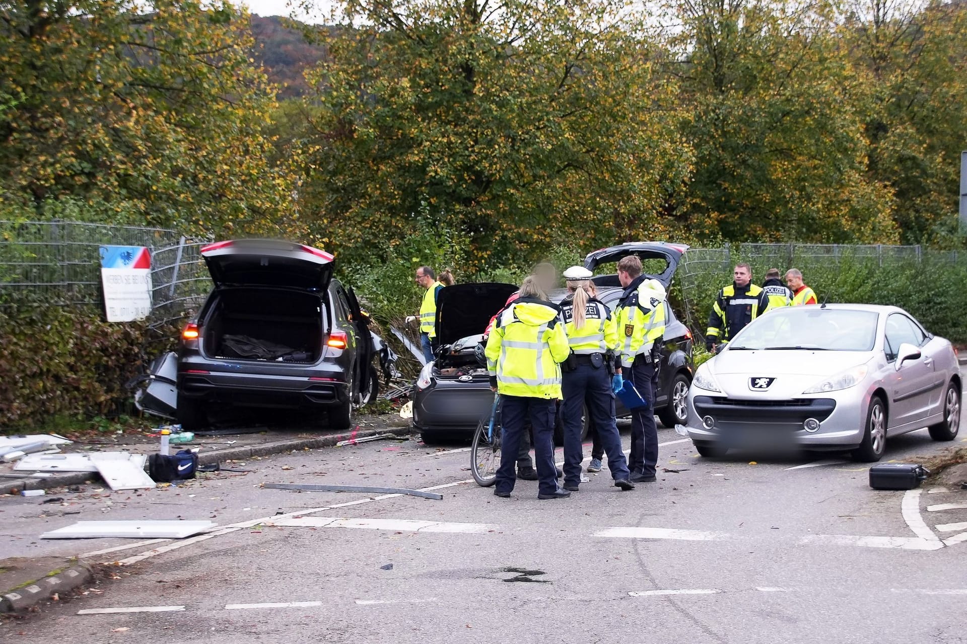 Drei Tote nach schwerem Verkehrsunfall in Esslingen