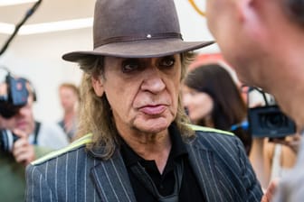 Udo Lindenberg: Der Sänger äußert sich bislang nicht zu der Diskussion um sein Lied.