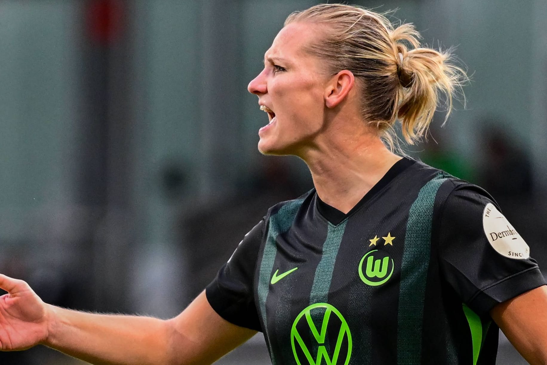 Alexandra Popp: Die Stürmerin vom VfL Wolfsburg ist mit dem Saisonstart unzufrieden.