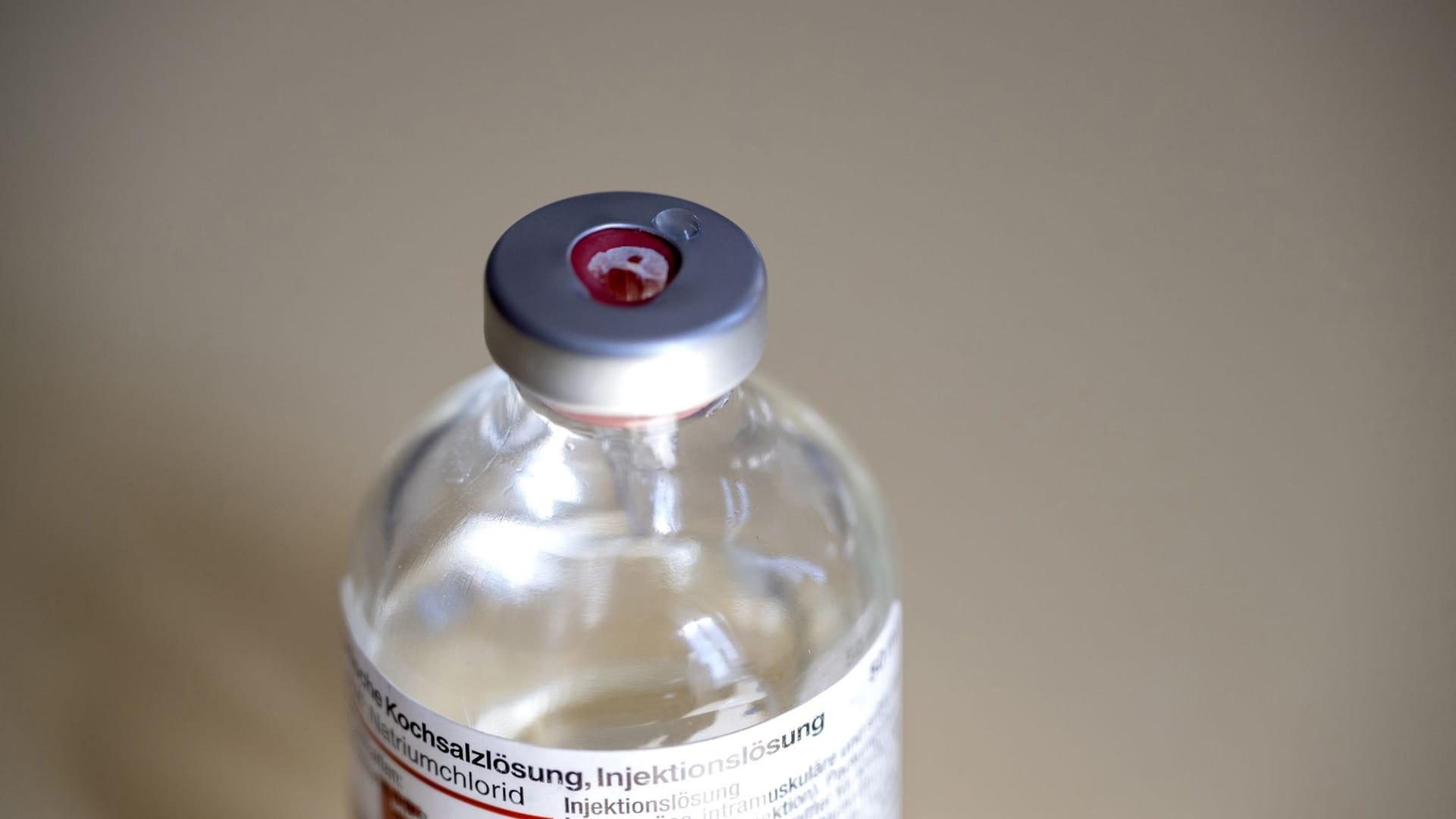 Kochsalzlösung (NaCl) Kochsalzlösung (NaCl)