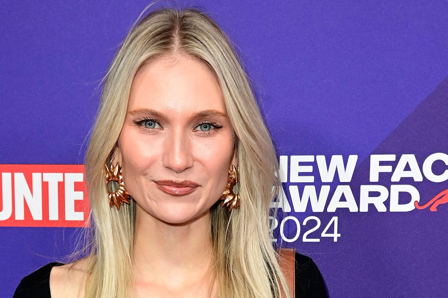 Carolin Niemczyk bei den Bunte New Faces Awards 2024: Die Sängerin war Jurorin der 15. DSDS-Staffel.