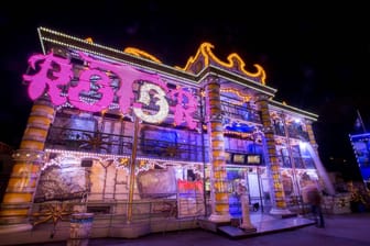 Der "Rotor" auf dem Hamburger Dom (Archivbild): Das Kult-Karussell kommt auch zum Freimarkt.