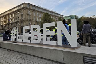 Eingebettet war die Kontrolle auf dem Corneliusplatz in die landesweite Kampagne "#Leben #VerantwortungstopptVollgas".