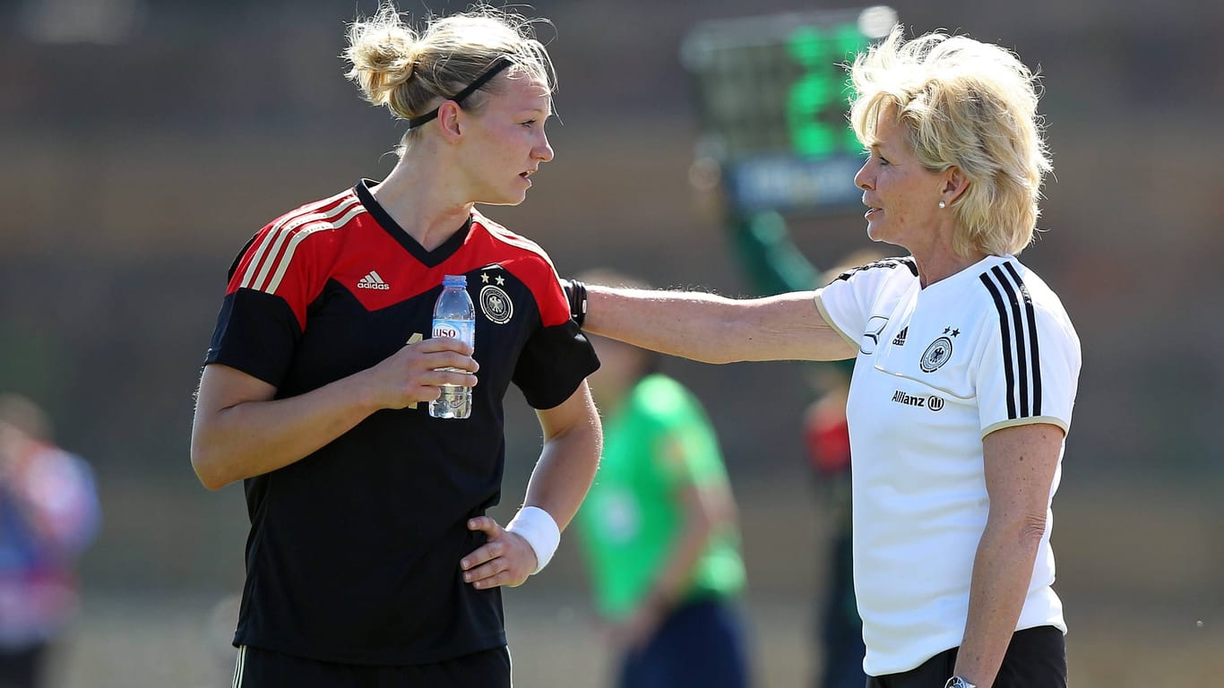 Alexandra Popp und Silvia Neid (r.): Beide im Jahr 2015.