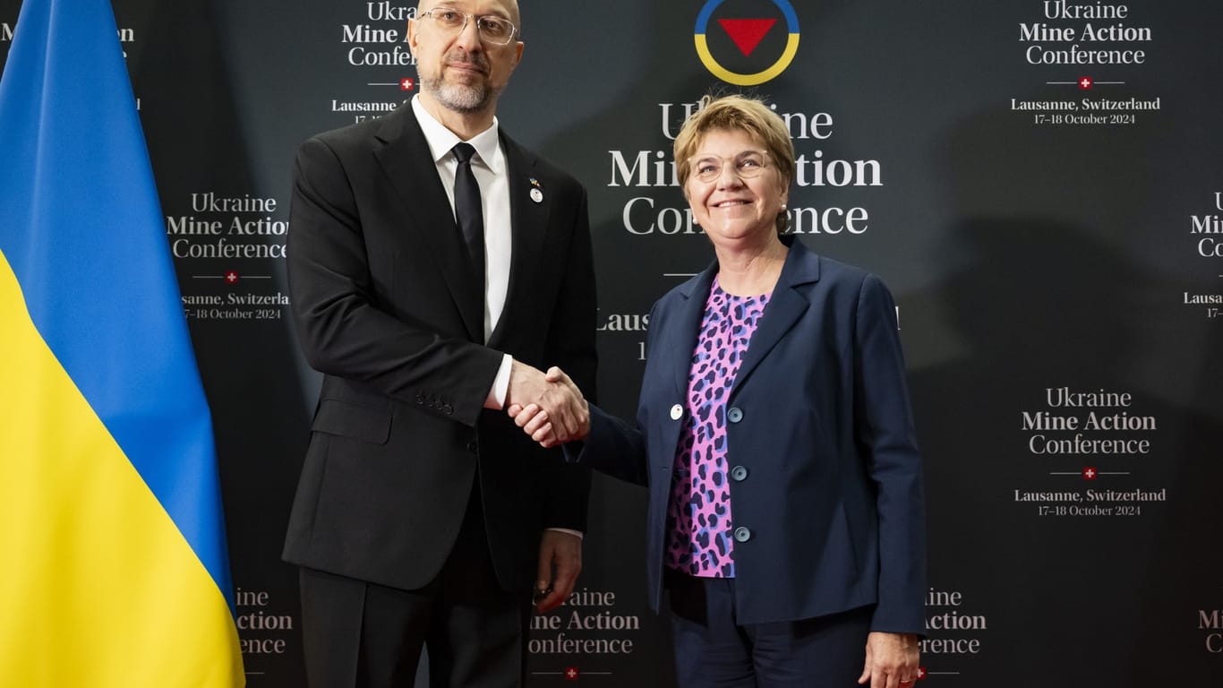 Internationalen Konferenz zur Minenräumung in Lausanne