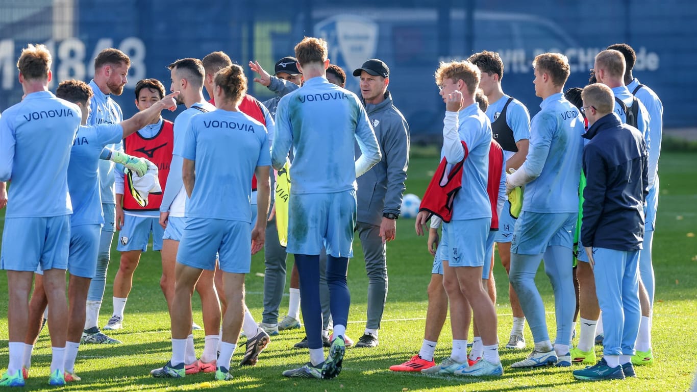 Training des VfL Bochum mit Interimstrainern Feldhoff und Ural