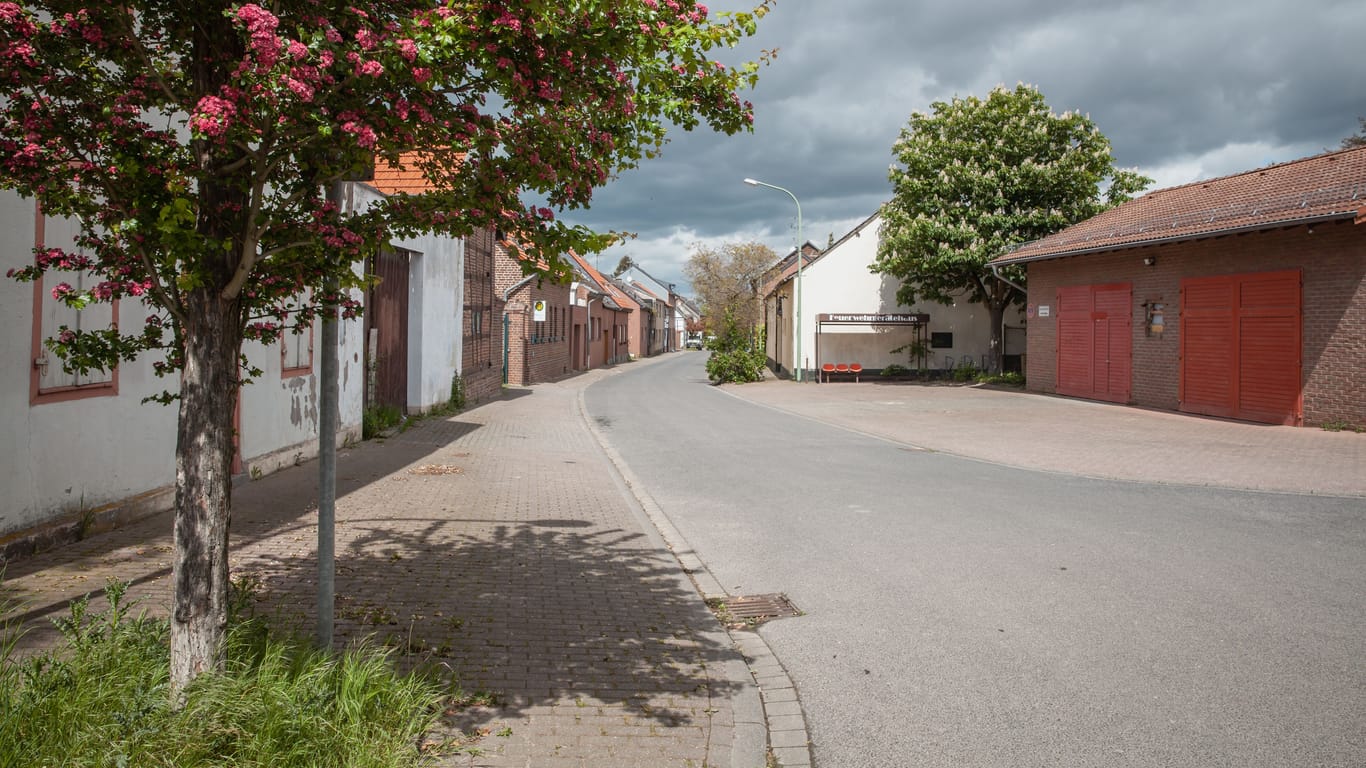 Hambach brown coal district RWE Ghost villages May 2021