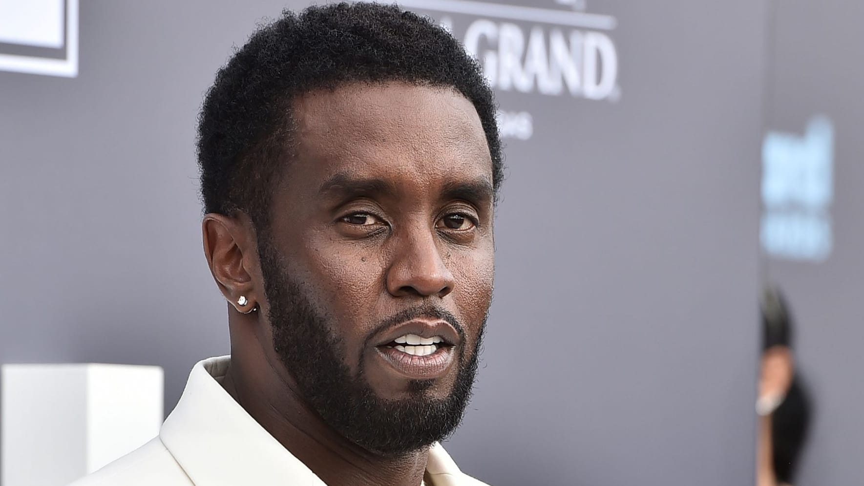 Sean "Diddy" Combs: Er sitzt nach zahlreichen Anklagen wegen Sexualverbrechen in Untersuchungshaft.