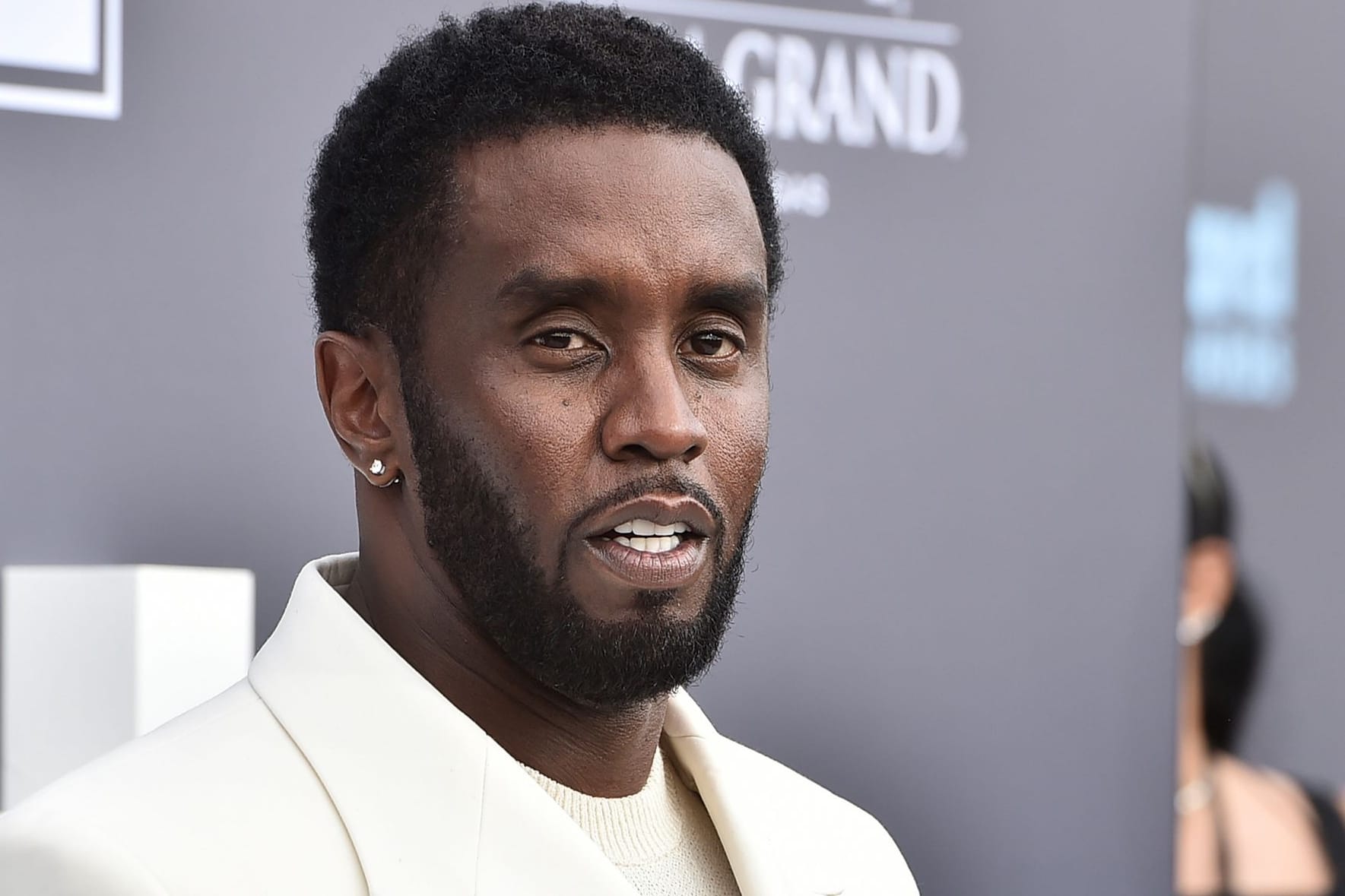Sean "Diddy" Combs: Er sitzt nach zahlreichen Anklagen wegen Sexualverbrechen in Untersuchungshaft.