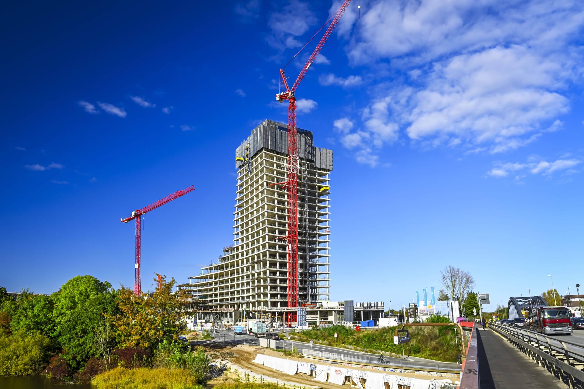 Die Elbtower-Baustelle in der Hafencity in Hamburg: Der türkische Konzern Enka Insaat ve Sanayi soll Interesse haben, das Projekt fertig zu bauen.