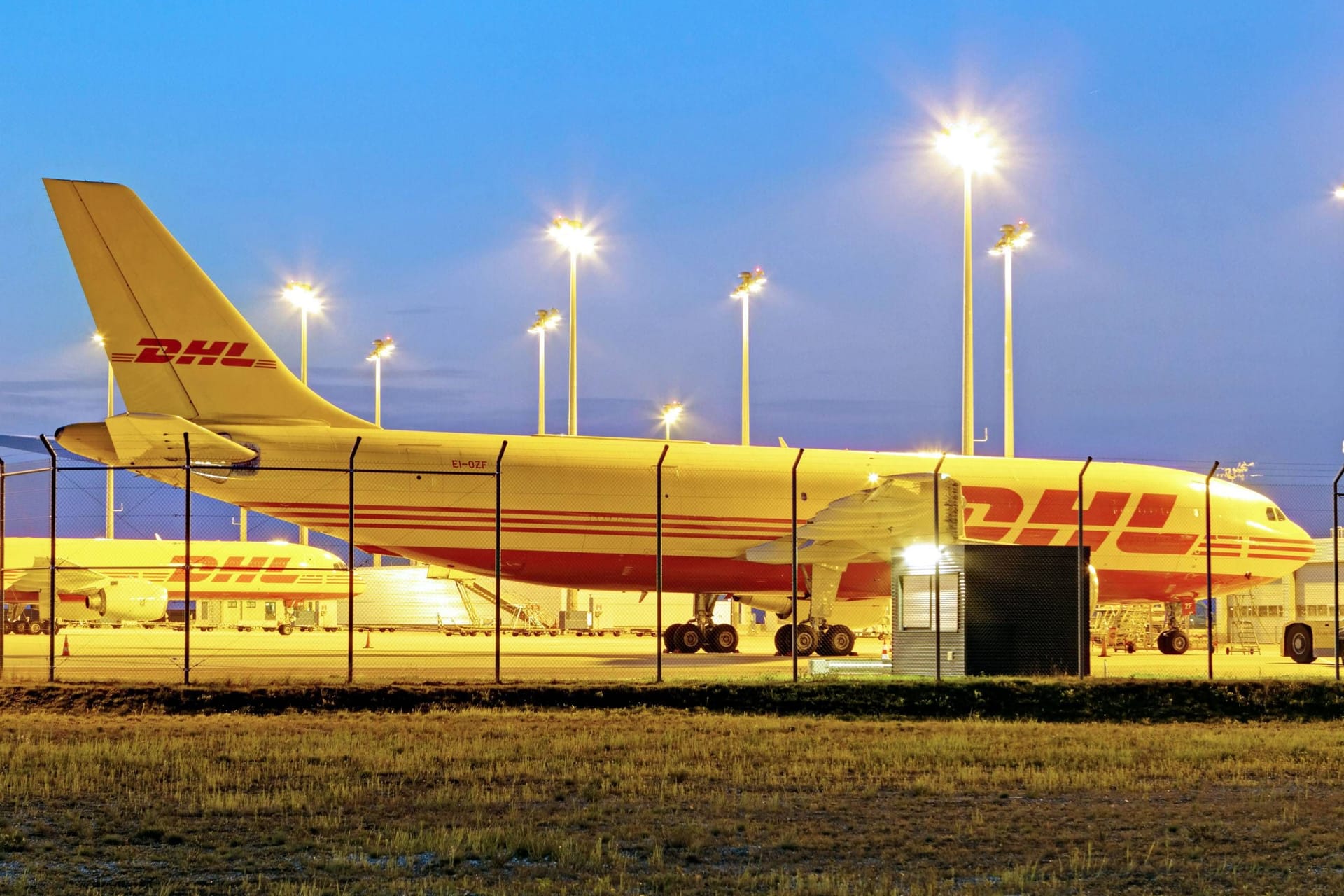 Flugzeug in Halle/Leipzig (Archivbild): Die deutschen Geheimdienste sprechen von großem Glück.