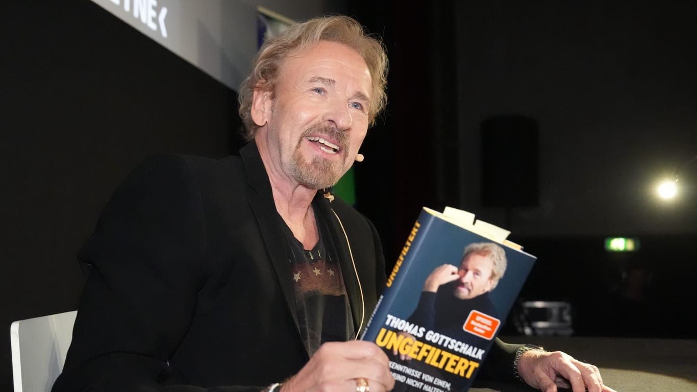 Gottschalk am Abend im Zeise-Kino mit seinem neuen Buch.