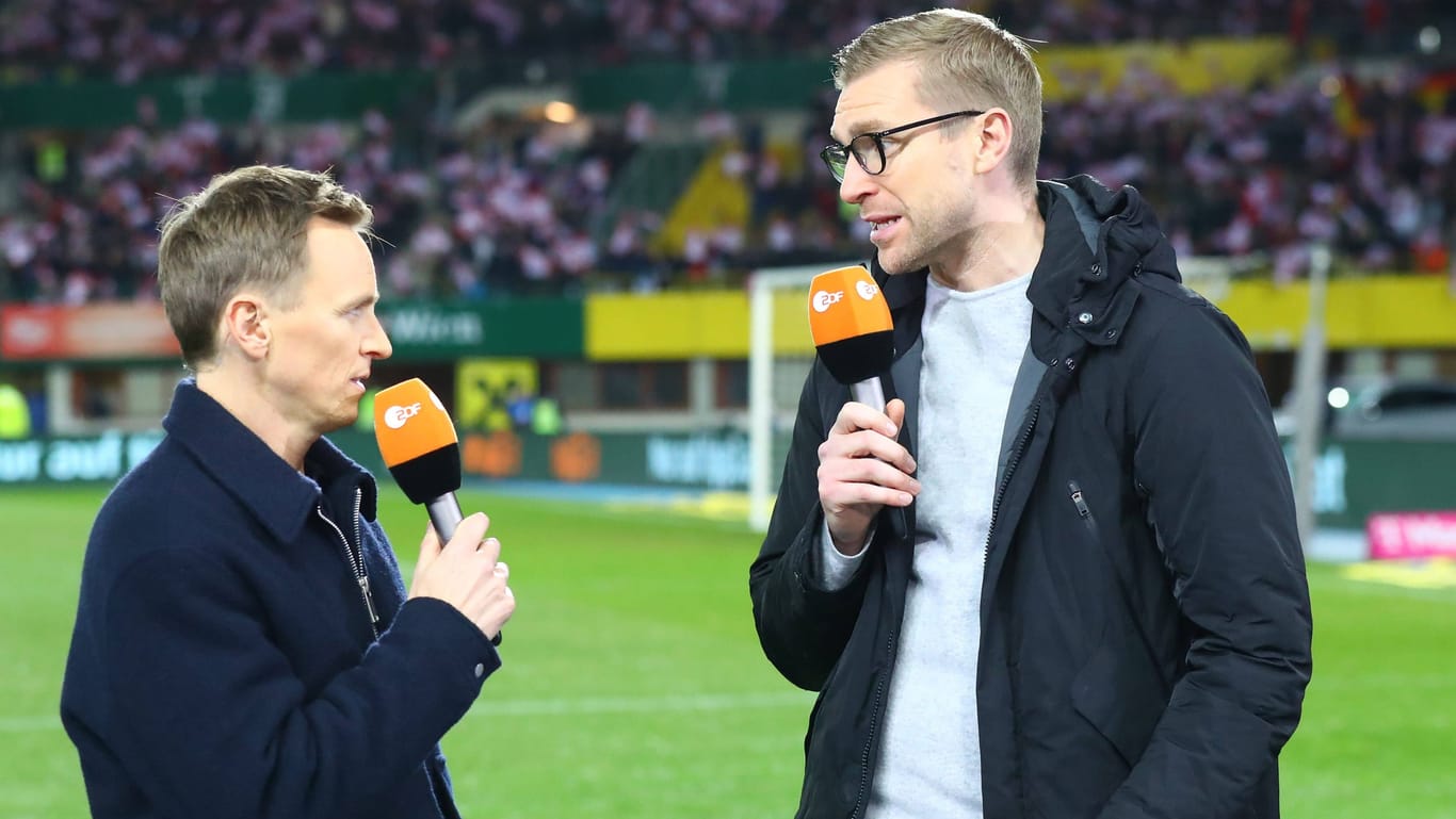 Per Mertesacker (r.) am ZDF-Mikrofon: Dem Weltmeister von 2014 fehlte es in seiner Analyse an der "letzten Effektivität".