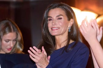 Königin Letizia: Die 52-Jährige besuchte mit ihrer Familie ein Konzert.