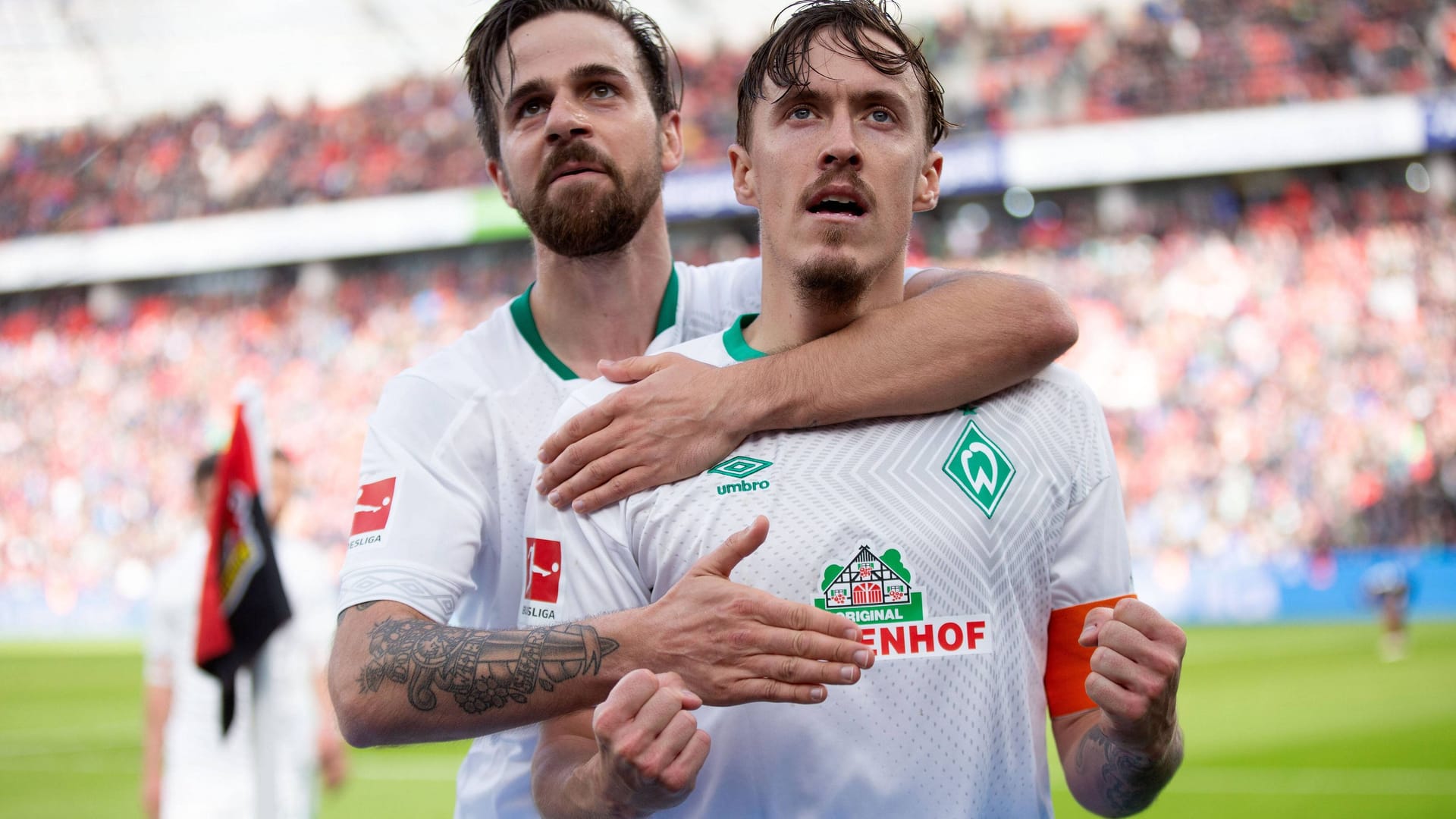 Martin Harnik (l.) und Max Kruse während ihrer gemeinsamen Zeit bei Werder Bremen (Archivbild).