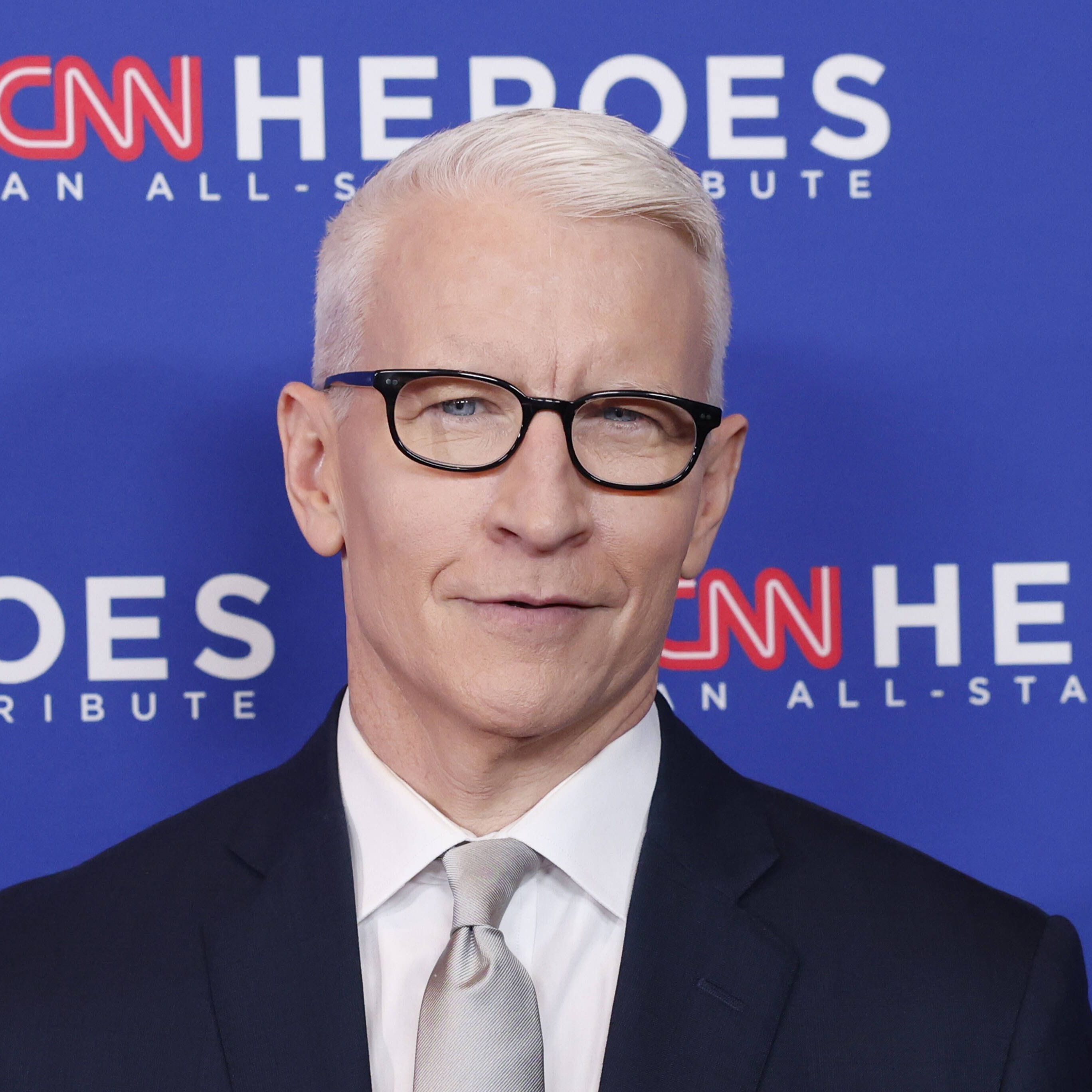 CNN-Journalist Anderson Cooper (Archivbild): Der Reporter berichtete live über Hurrikan "Milton".