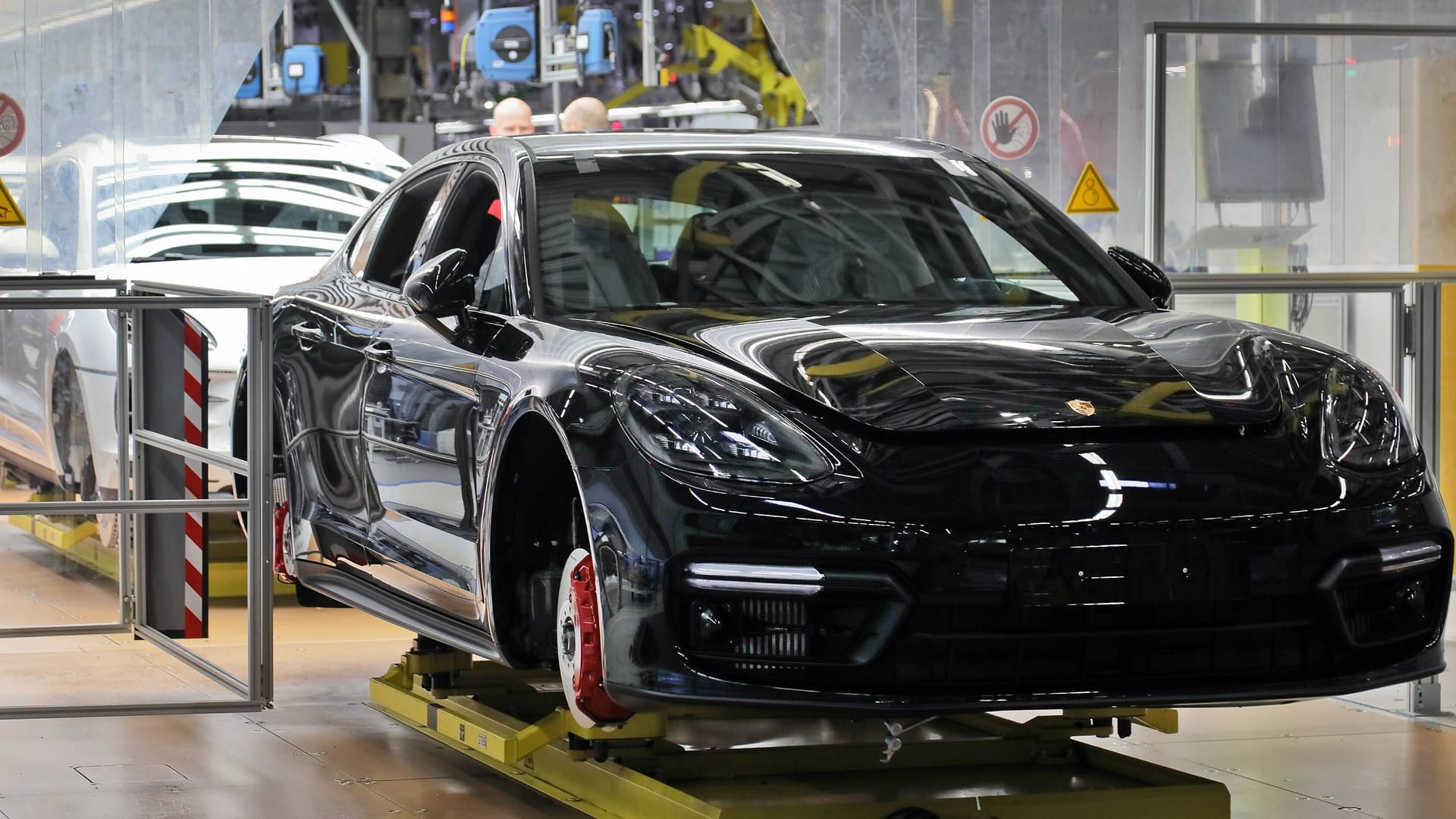 Porsche Panamera im Porschewerk in Leipzig (Symbolbild): Die Nachfrage in China ist um 29 Prozent zurückgegangen.