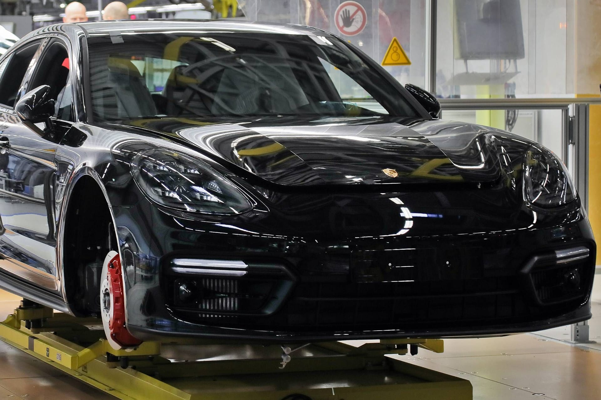 Porsche Panamera im Porschewerk in Leipzig (Symbolbild): Die Nachfrage in China ist um 29 Prozent zurückgegangen.