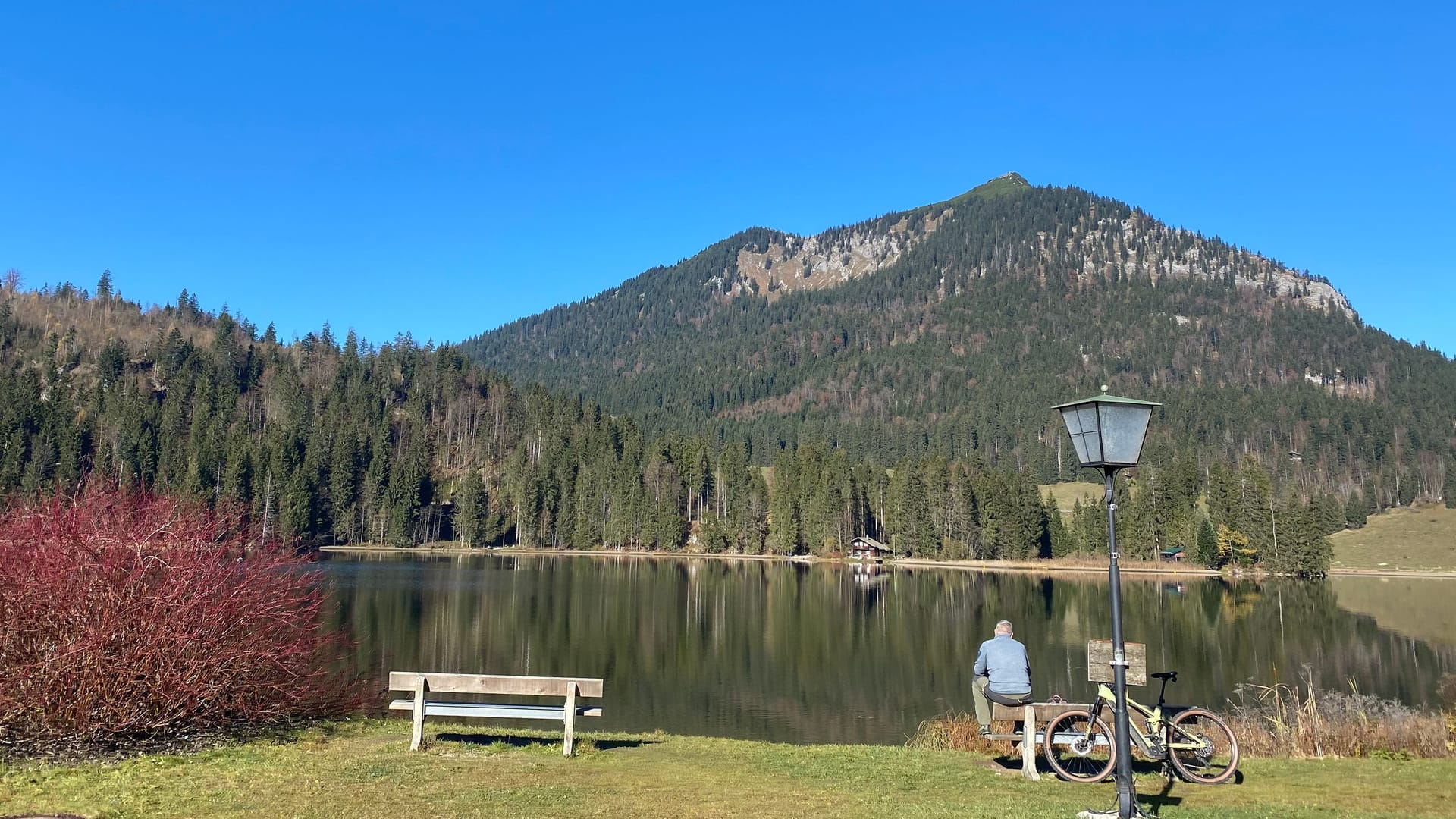 Der Startpunkt der Wanderung ist am Spitzingsee.