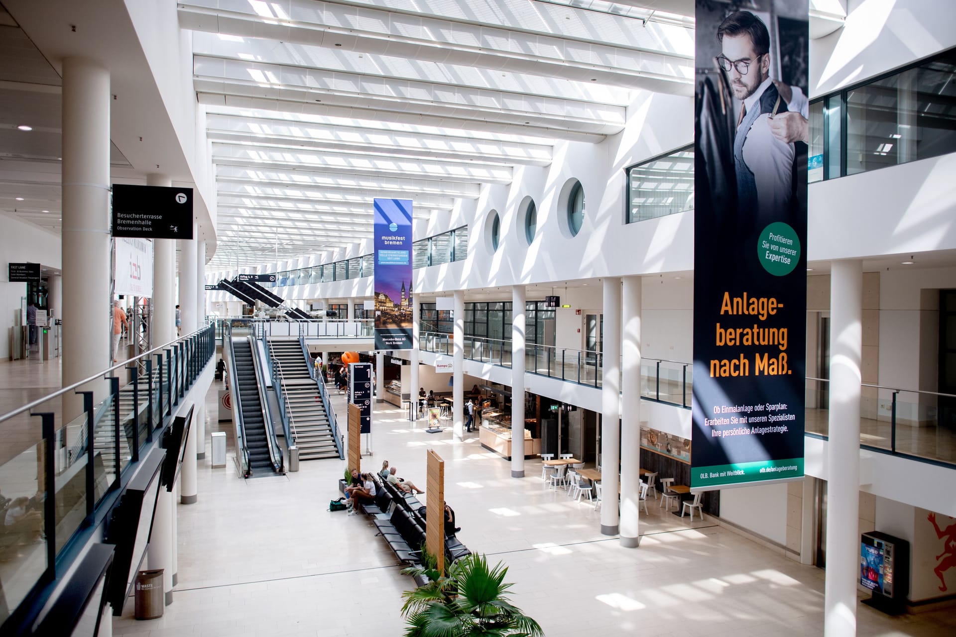 Terminal im Flughafen Bremen: Das Paket löste Aufregung aus.