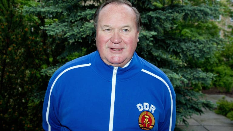 Bernd Bauchspieß ist tot ExKlub Chemie Leipzig trauert um ihn