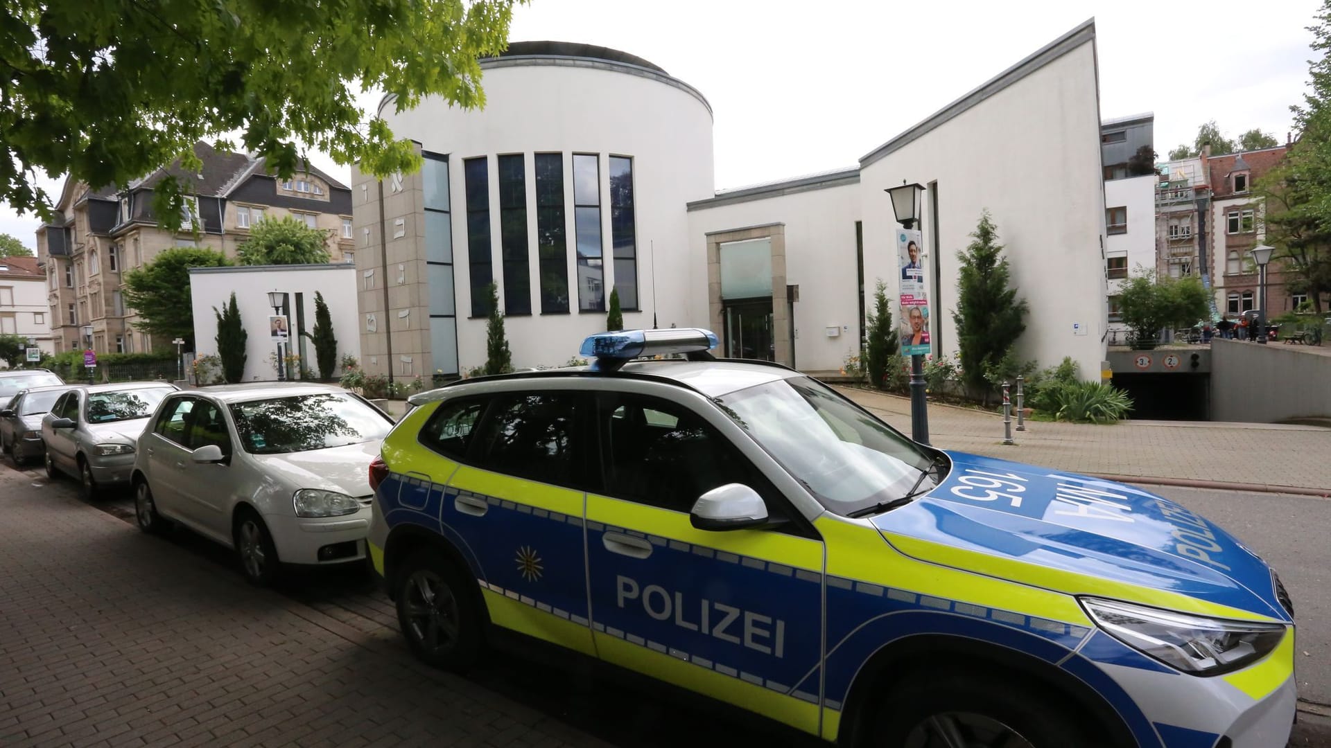 Männer wegen Anschlagsplänen auf Synagoge angeklagt