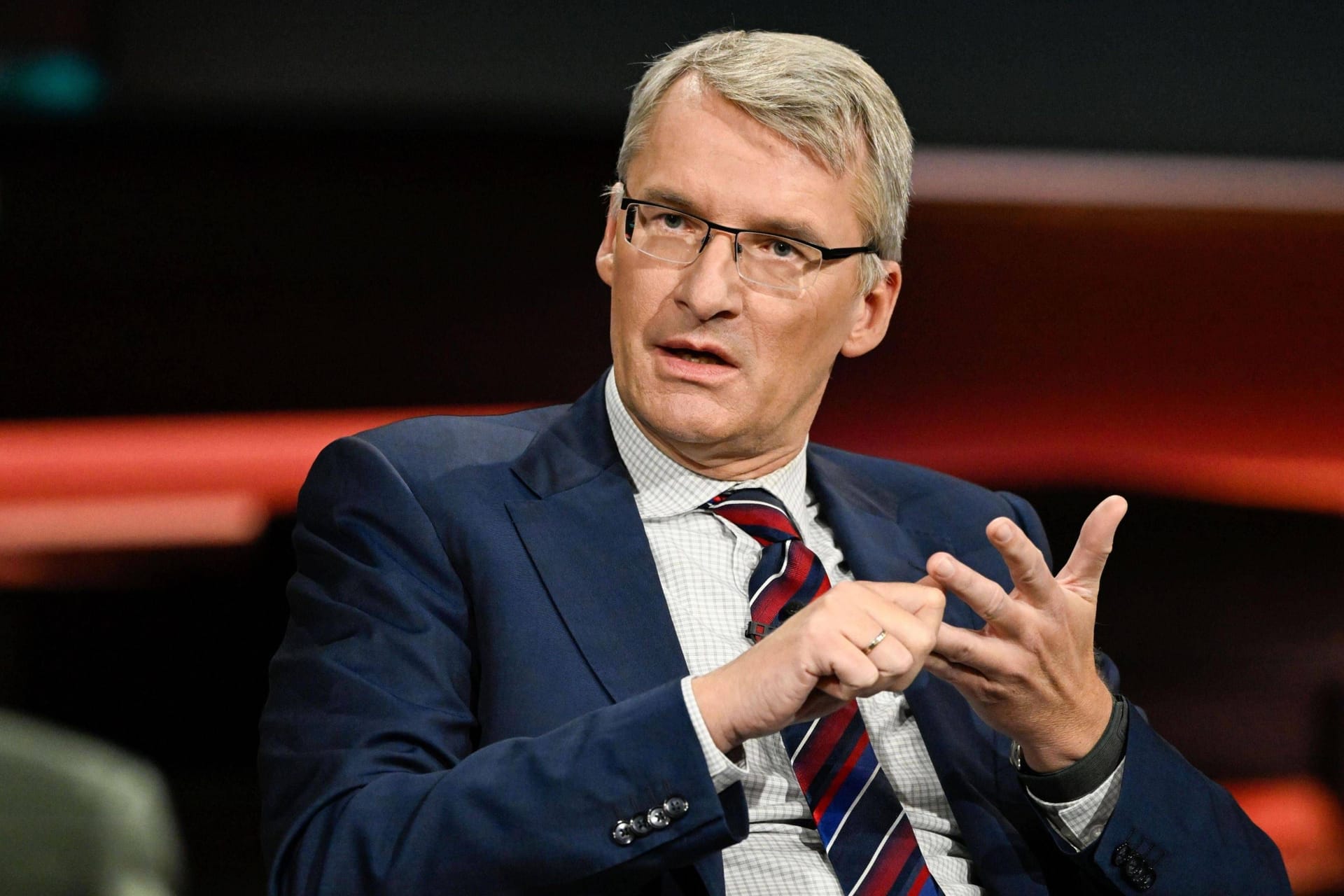 Elmar Theveßen attestiert dem Trump-Wahlkampf "faschistische Tendenzen".