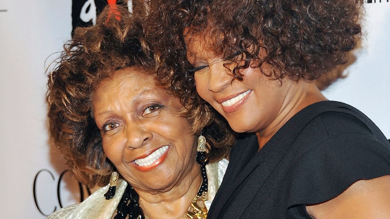 Cissy Houston mit ihrer 2012 verstorbenen Tochter Whitney Houston.