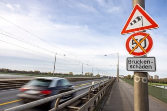 Düsseldorfer Südbrücke für Fahrzeuge über 7,5 Tonnen gesperrt