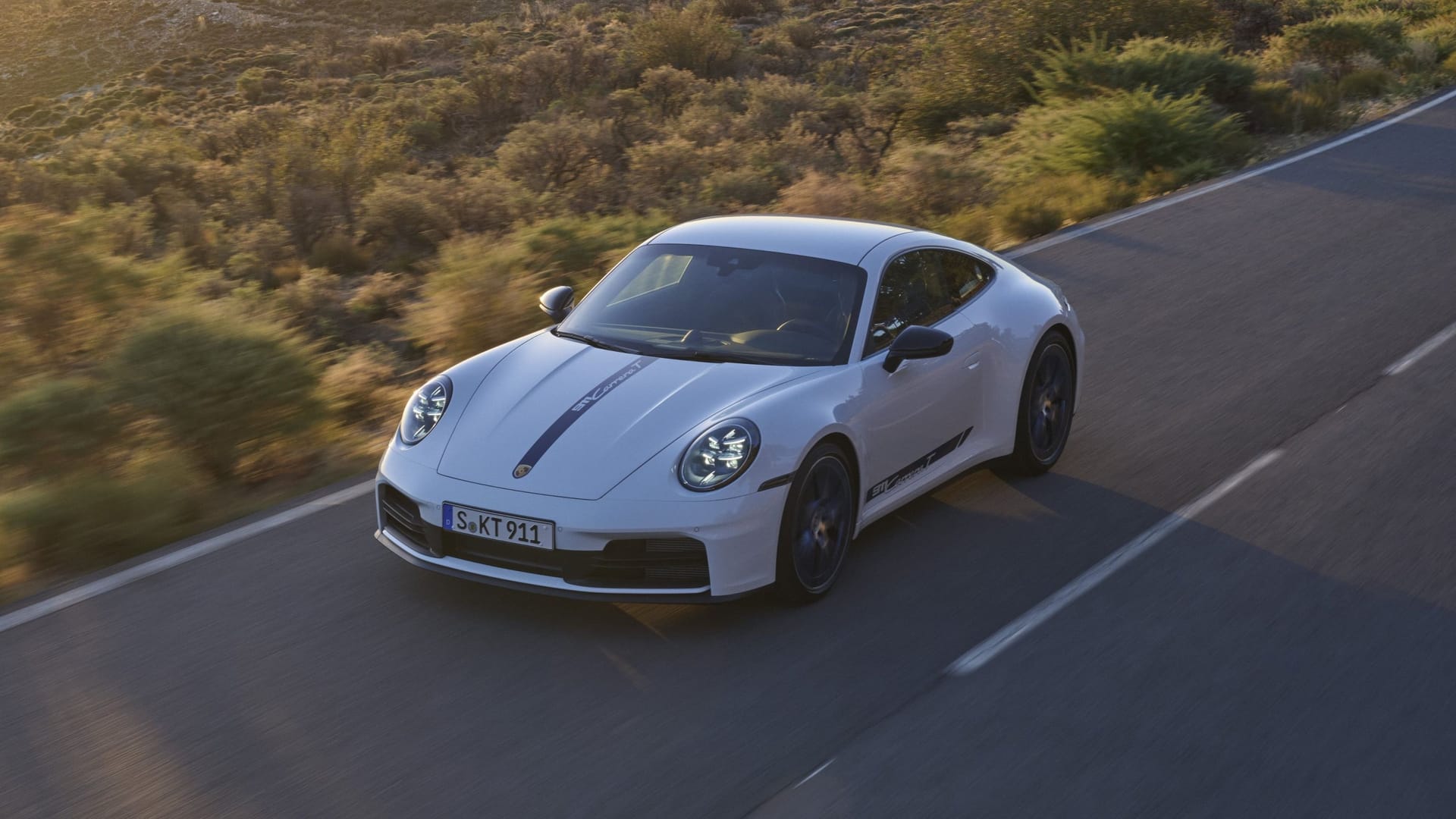 Abgespeckt: Porsche legt eine weitere Variante des 911 auf.