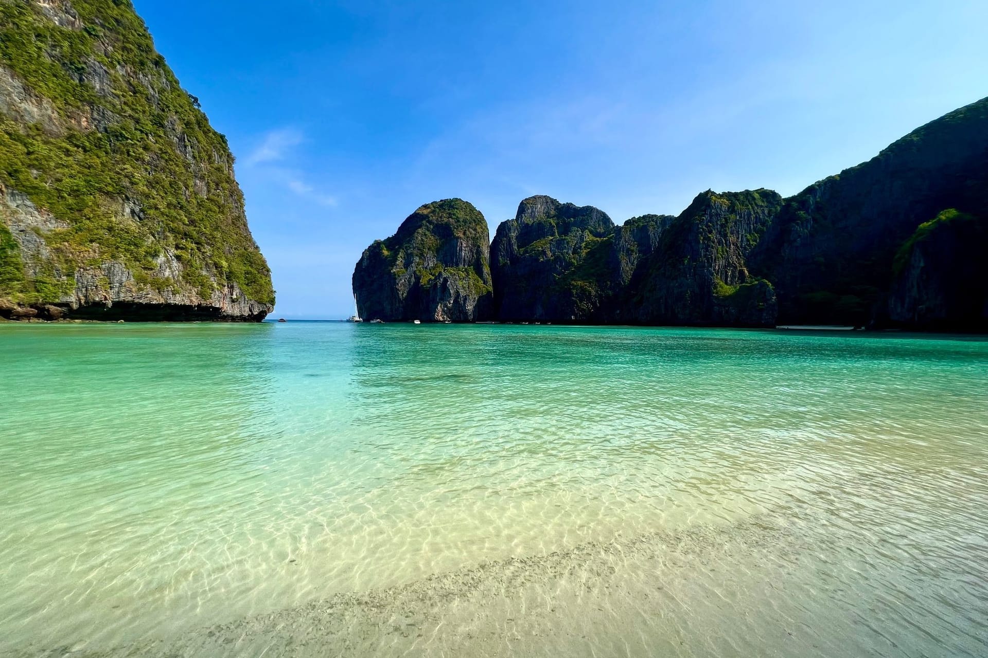 Thailand - Phi Phi Island - Maya Bay