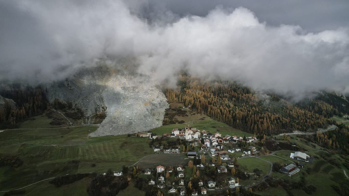 Die Bewohner von Brienz müssen ihr Dorf bis Sonntagmittag verlassen haben.