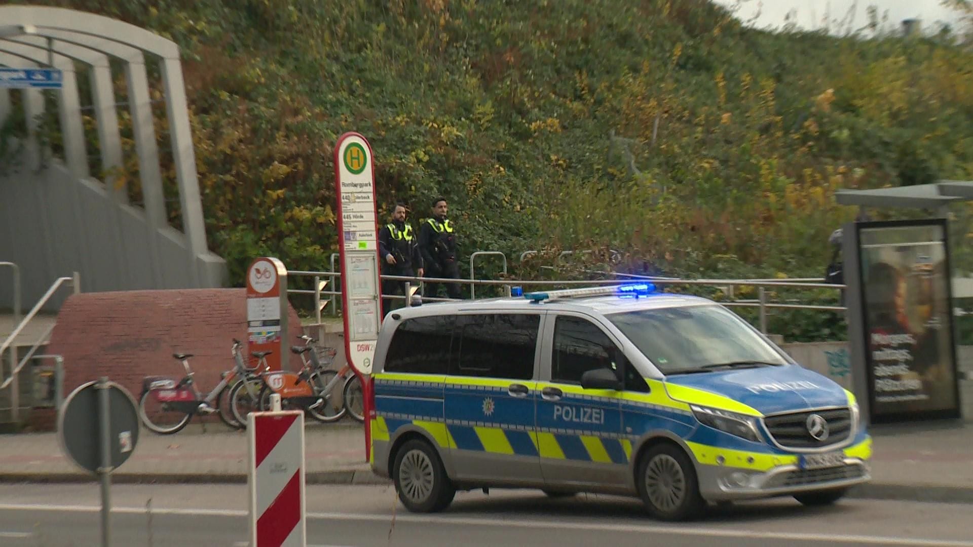 Ein Streit unter Jugendlichen eskalierte am Rombergpark. Die Polizei rückte an.