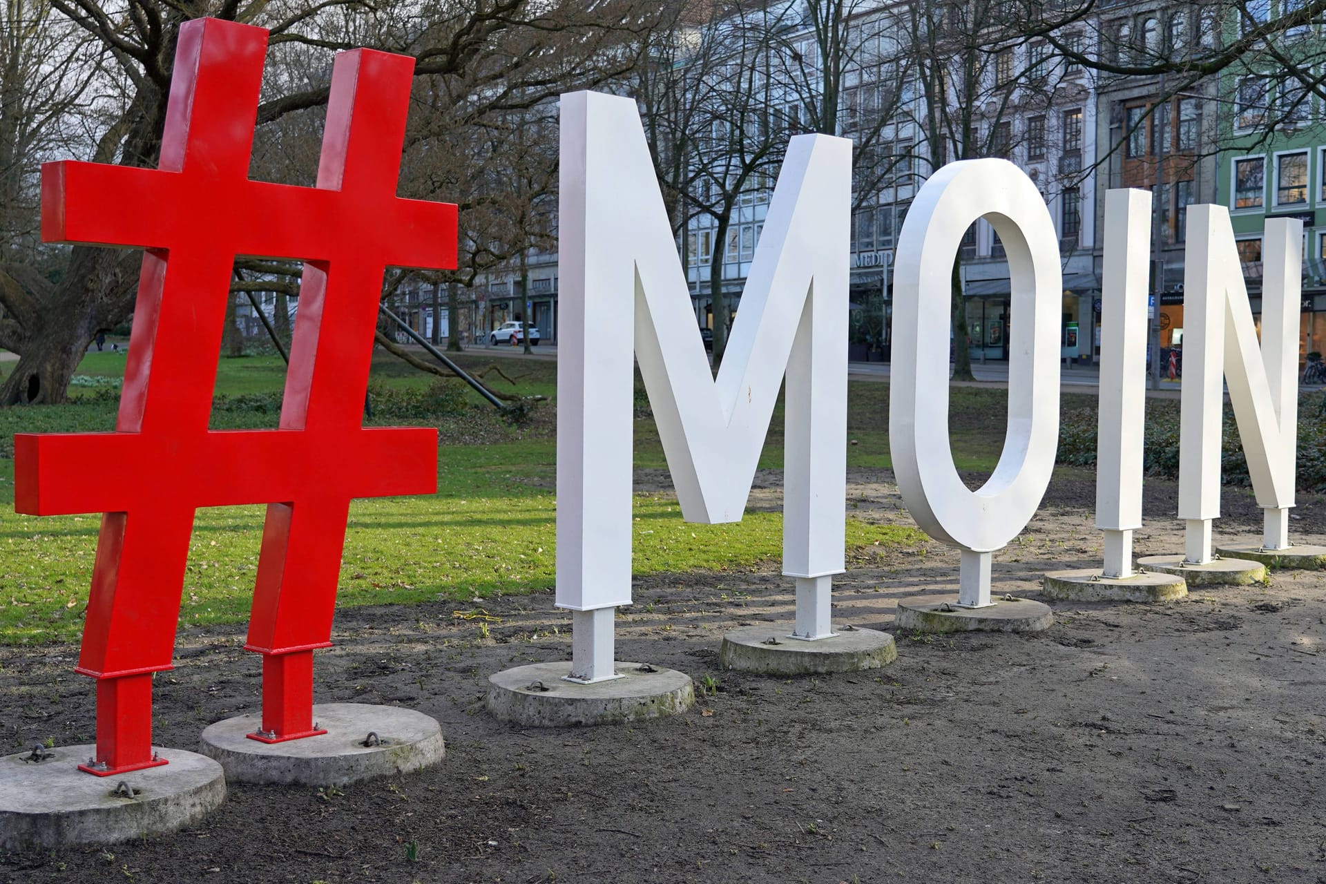 "#MOIN" in Bremen: Dialekte streben aus.