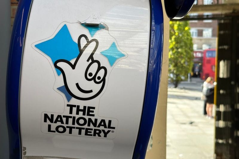 Das Logo der National Lottery (Symbolbild): Falsche Lottozahlen sorgen in Großbritannien derzeit für Verwirrung.