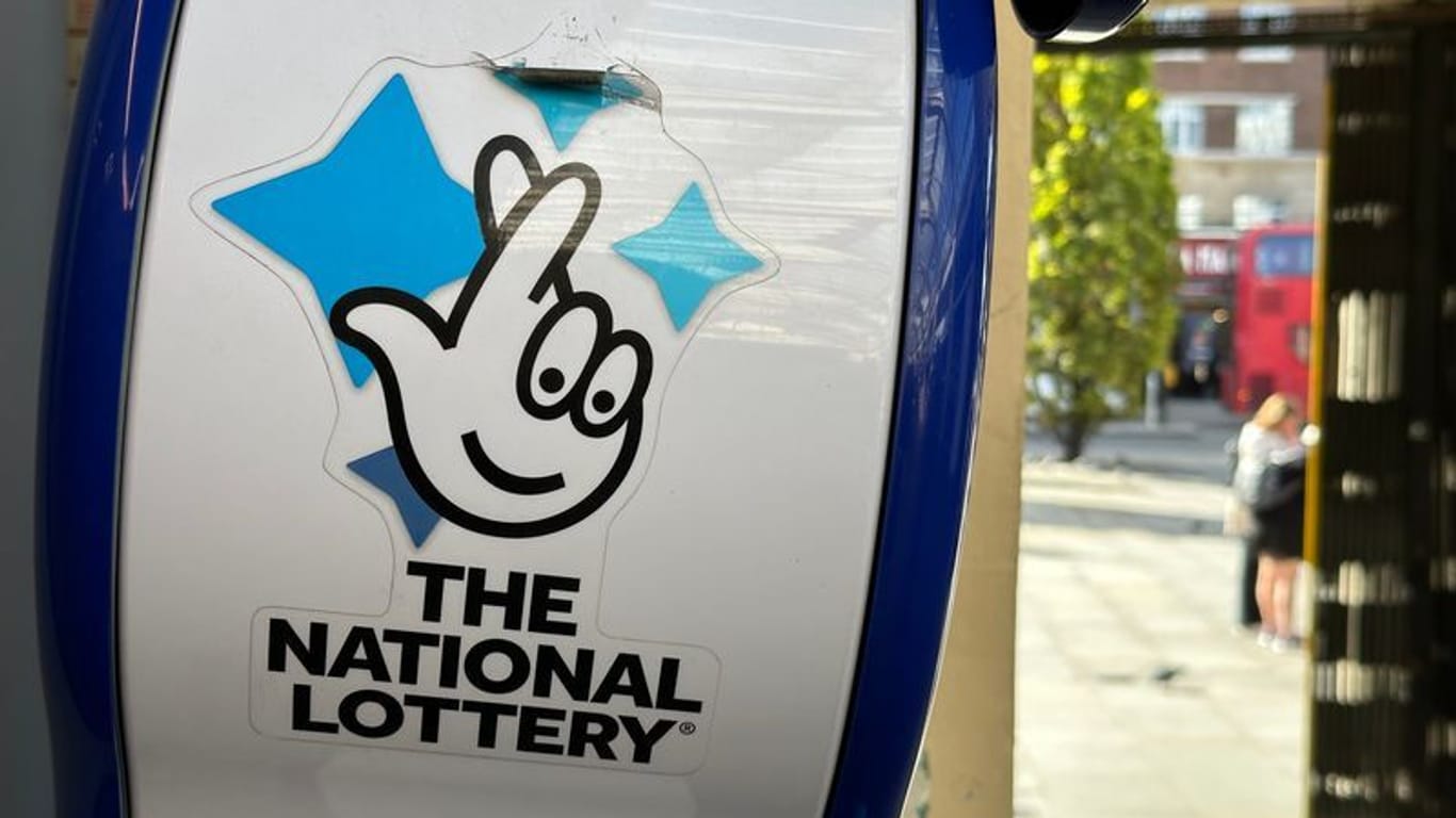 Das Logo der National Lottery (Symbolbild): Falsche Lottozahlen sorgen in Großbritannien derzeit für Verwirrung.