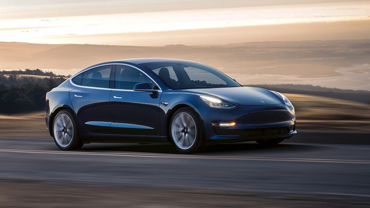 Tesla Model 3: Er ist das schlechteste unter den zwei- bis dreijährigen Autos. Und auch unter den vier- bis fünfjährigen.