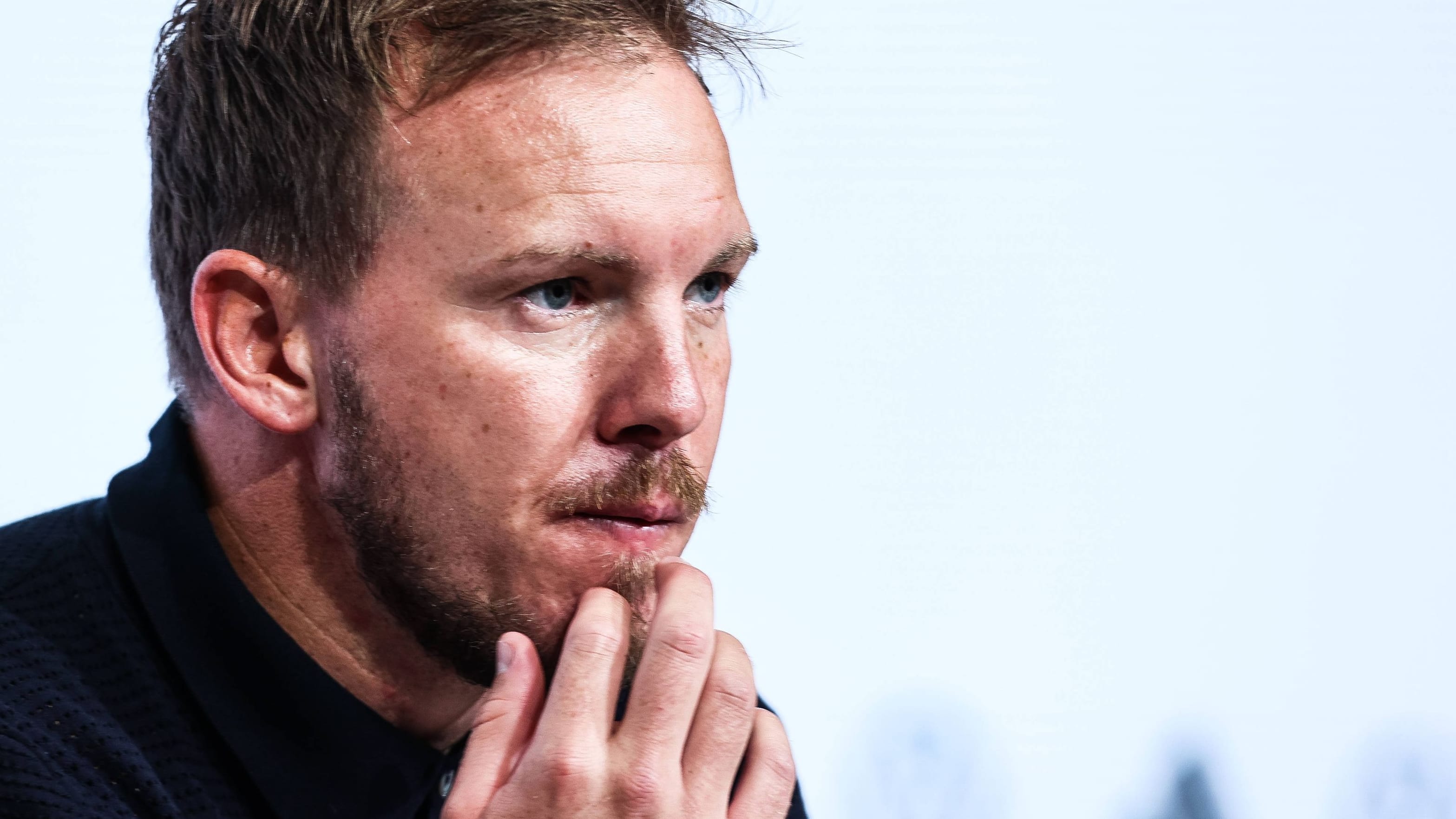 https://images.t-online.de/2024/11/2QnCTDfk0Oqs/838x437:3134x1763/fit-in/0x0/julian-nagelsmann-der-bundestrainer-geht-mit-dem-dfb-team-in-die-letzten-gruppenspiele-der-nations-league.jpg