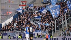 Sängerin erhebt schwere Vorwürfe gegen Hertha-Fans – Klub reagiert