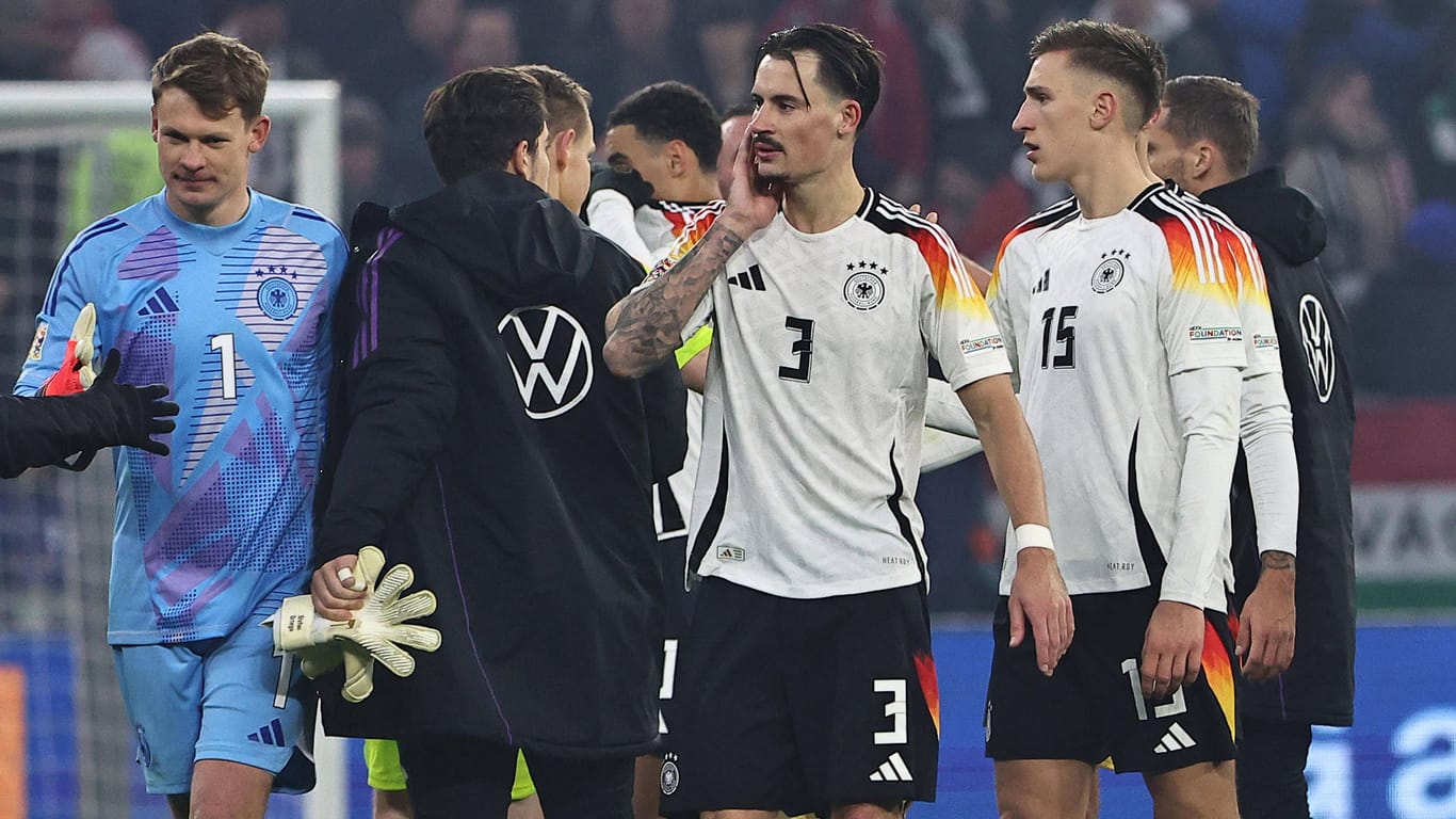 Deutschlands Nationalspieler nach dem Abpfiff: Gegen Ungarn gab es nur ein 1:1-Unentschieden.