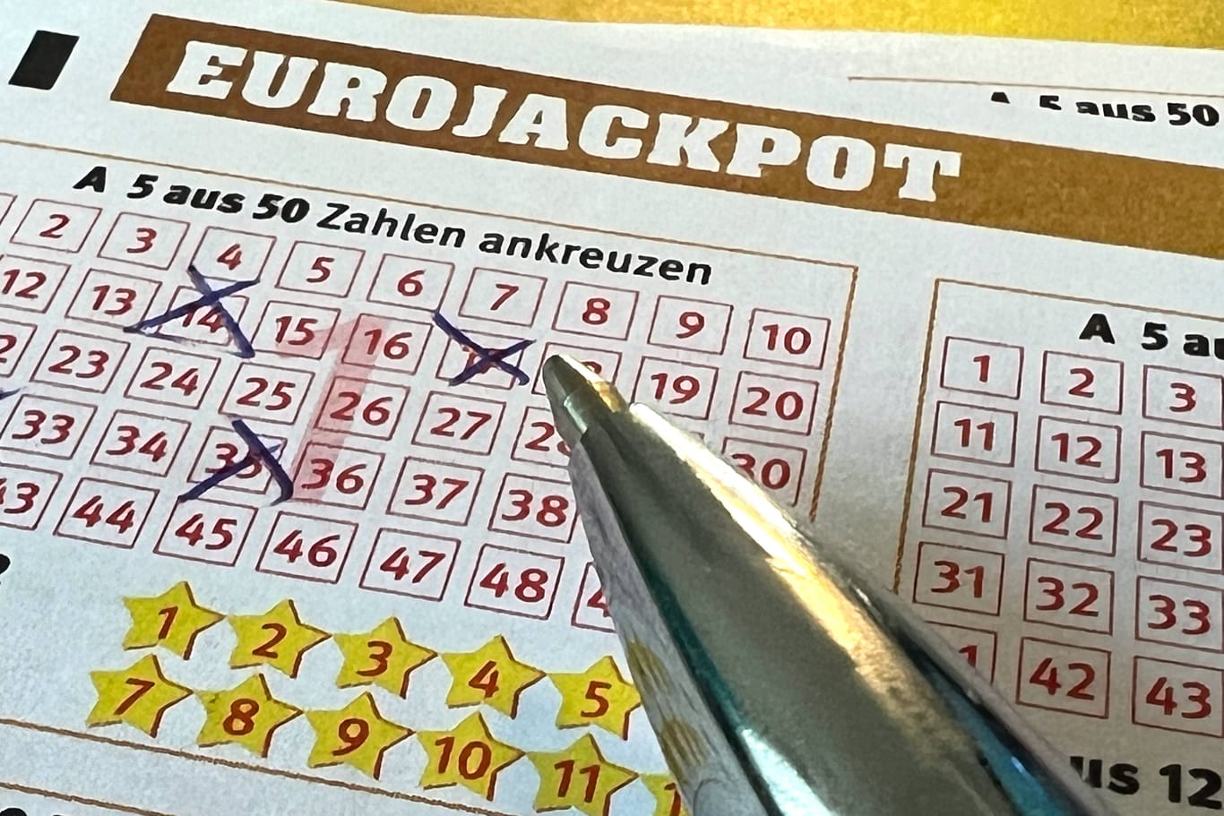 Ein Tippschein von Eurojackpot: Es ist bereits der zweite Gewinner aus Hamburg-Wandsbek innerhalb weniger Wochen.