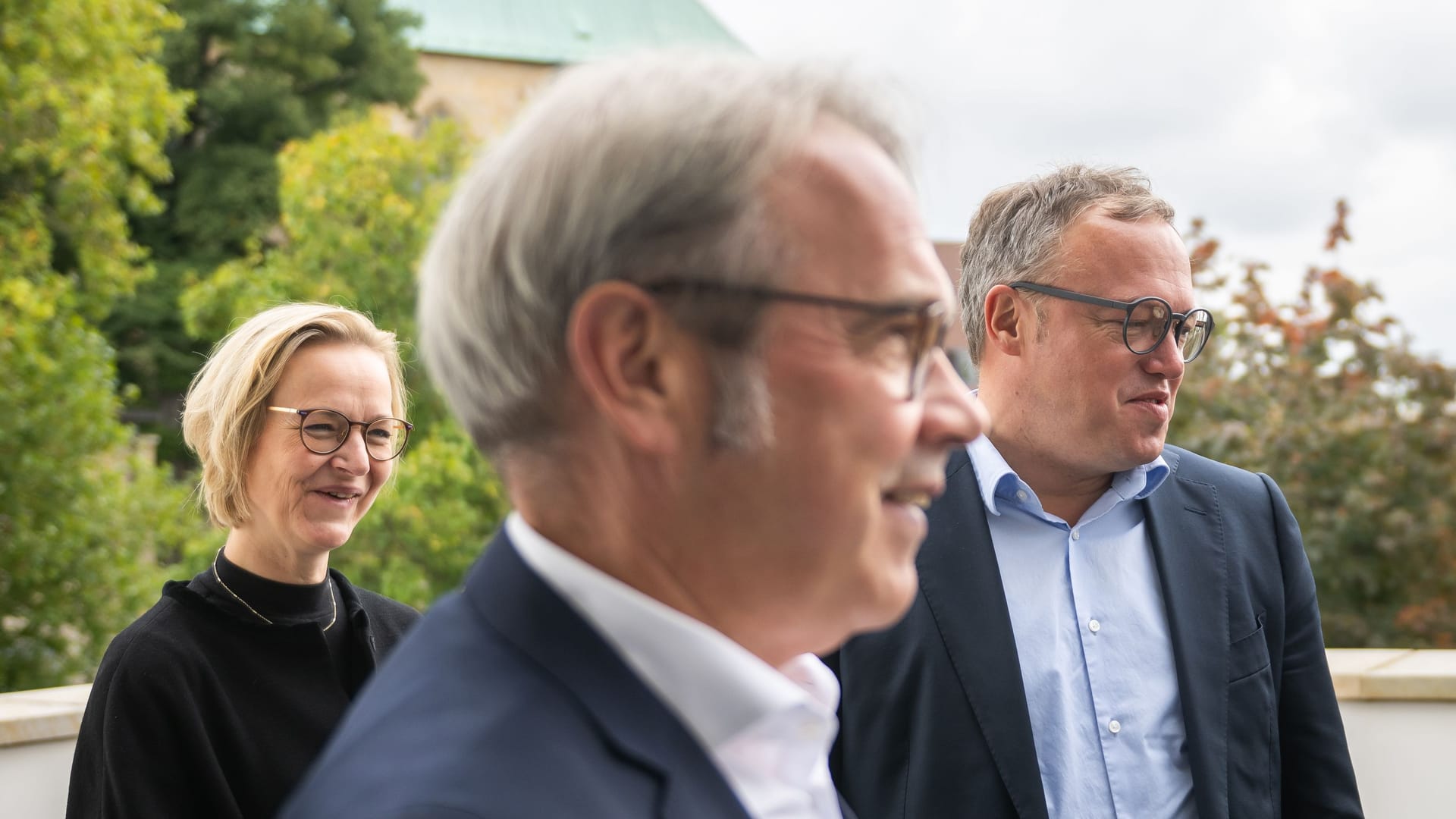 Georg Maier (l., SPD), Katja Wolf (BSW) und Mario Voigt (CDU): Jetzt fehlt nur noch eine formale Bestätigung auf dem Weg zur Brombeer-Koalition.