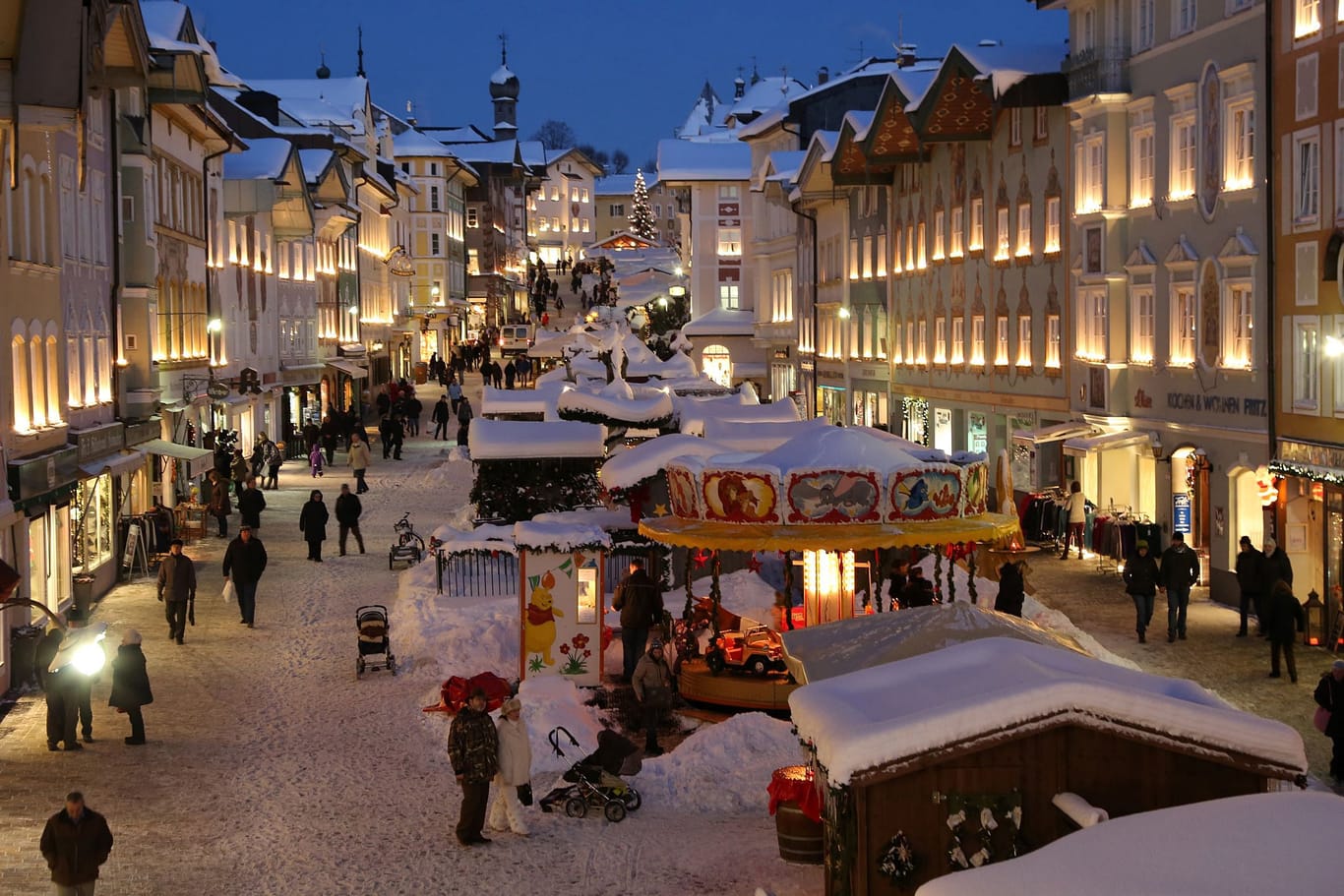 Der Christkindlmarkt in Bad Tölz: Mit oder ohne Schnee eine stimmungsvolle Atmosphäre.