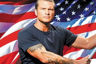 Der designierte Verteidigungsminister Pete Hegseth inszeniert sich als amerikanischer Patriot.