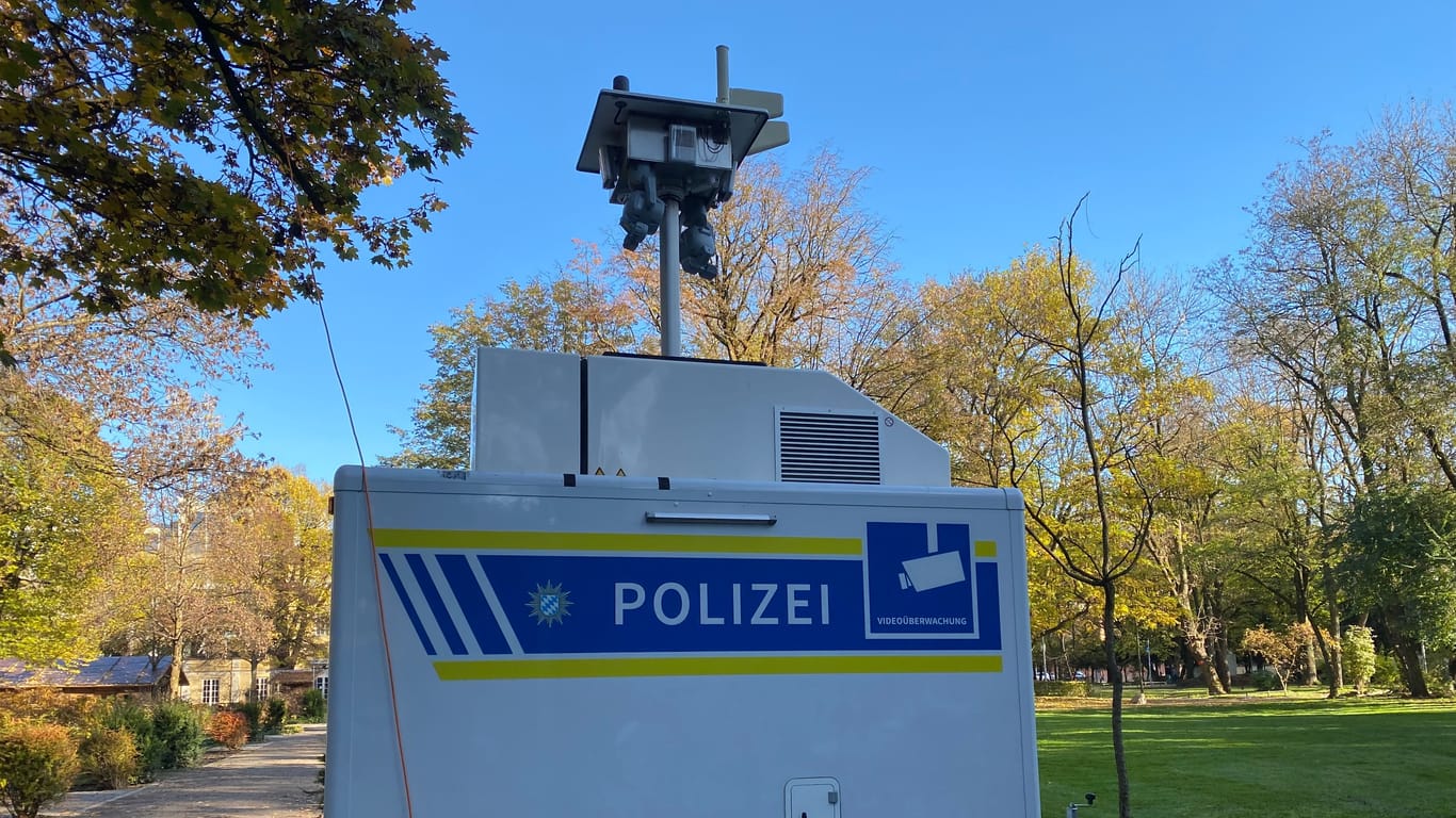 Temporär setzt die Münchner Polizei außerdem mobile Überwachungskameras ein.