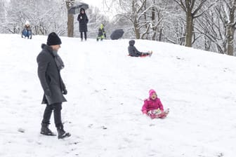 Schneebedeckte Parkflächen: Weiße Weihnachten im Norden sind eher selten geworden.