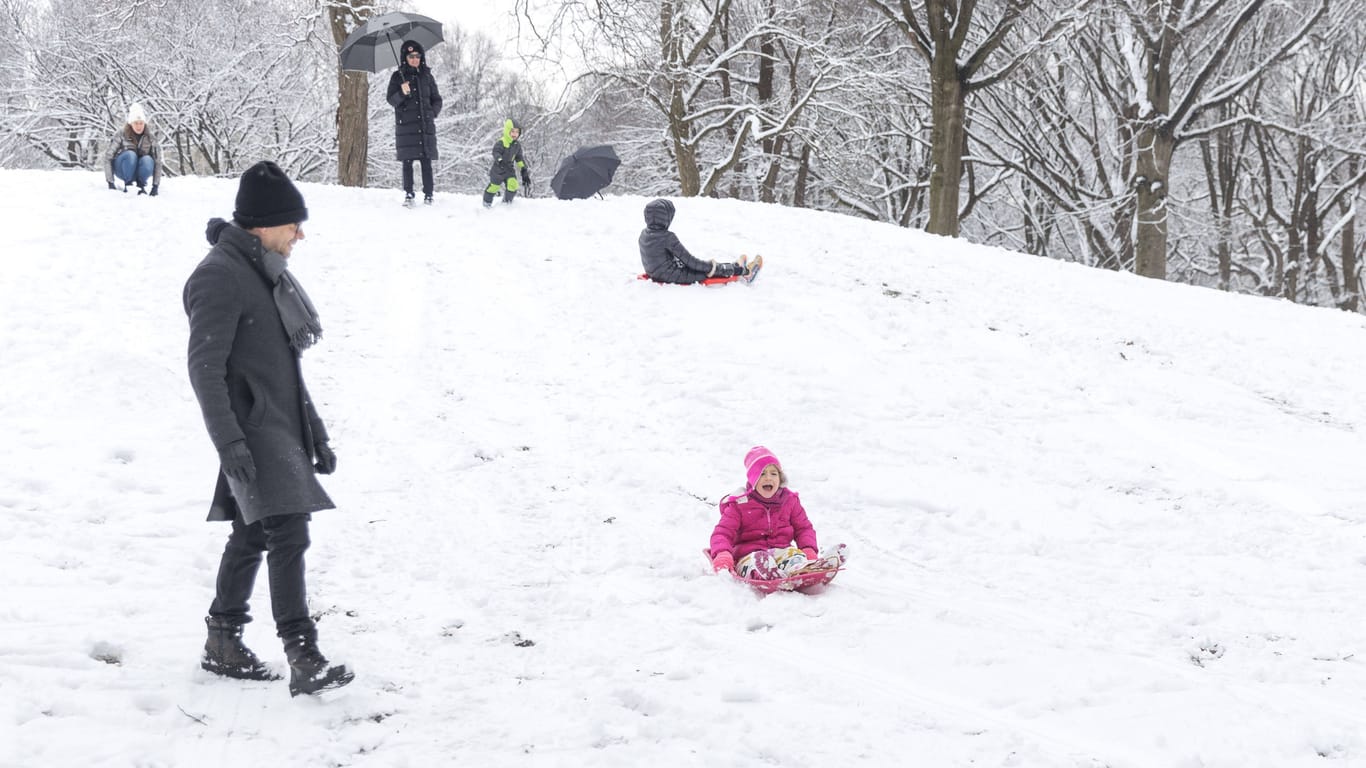 Schneebedeckte Parkflächen: Weiße Weihnachten im Norden sind eher selten geworden.