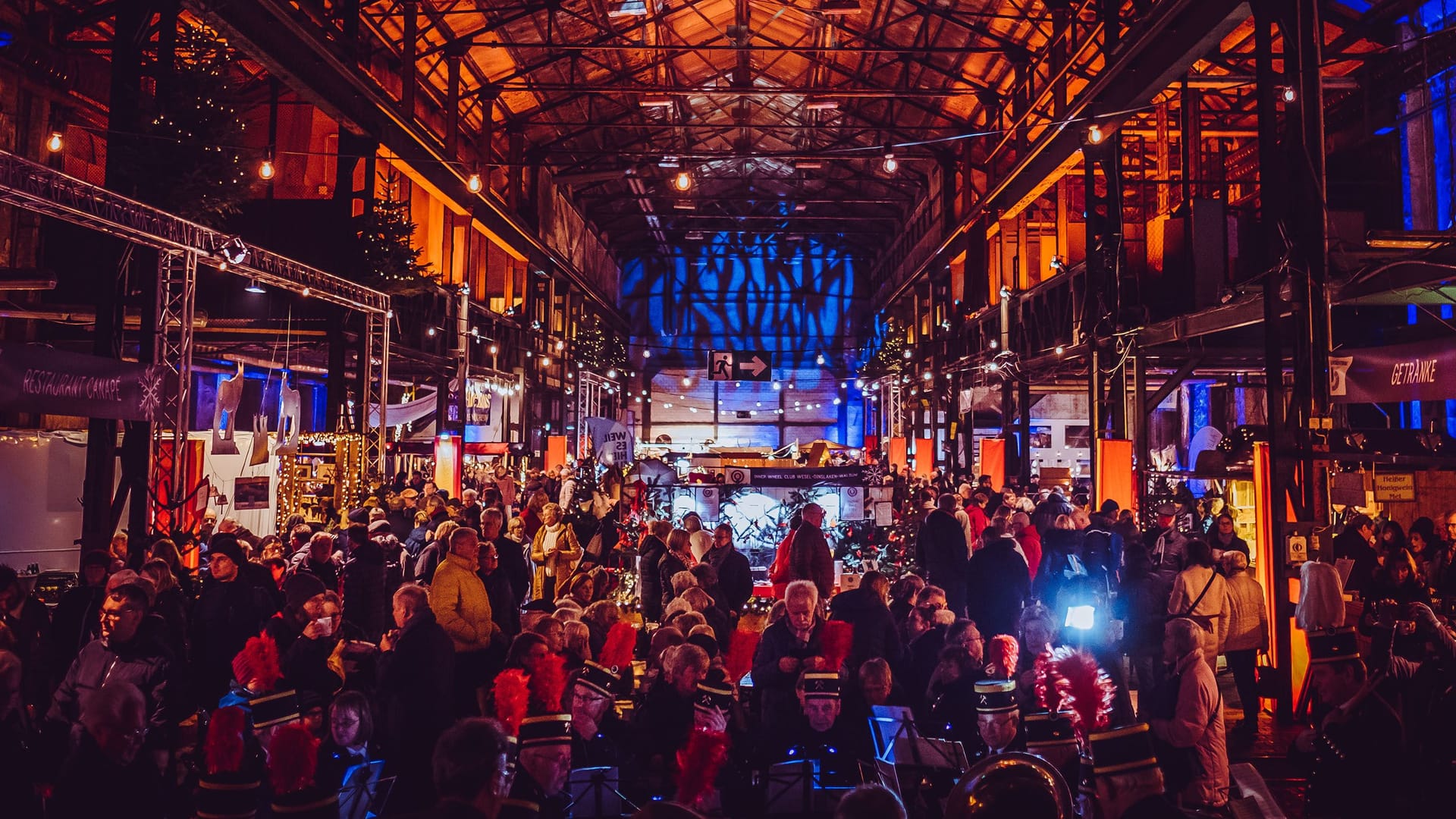 Weihnachtsmarkt in der Zechenwerkstatt in Dinslaken-Lohberg (Archivbild): In diesem Jahr findet er vom 6. bis 8. Dezember statt.